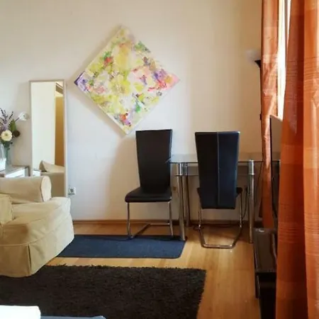 Apartment Flats-4u - Cosy, Quite & Clean In The