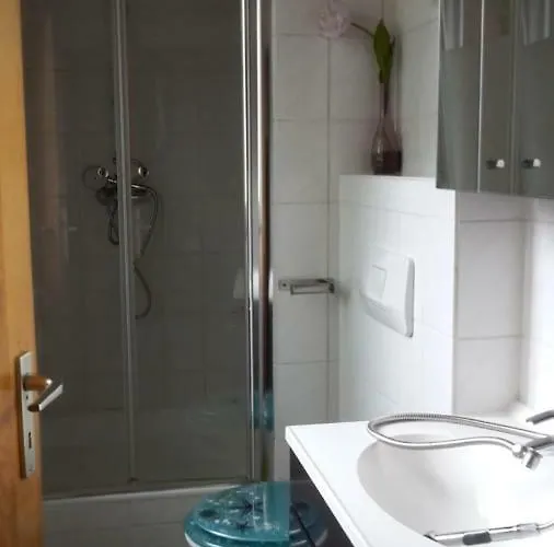 Apartment Flats-4u - Cosy, Quite & Clean In The